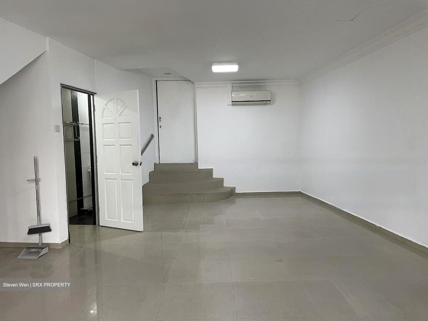 Niven Road (D9), Terrace #478590201